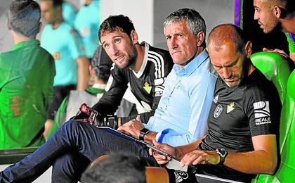 Setién ha logrado que el equipo asimile sus conceptos pero aún le quedan aristas por pulir. Setién ha logrado que el equipo asimile sus conceptos pero aún le quedan aristas por pulir.