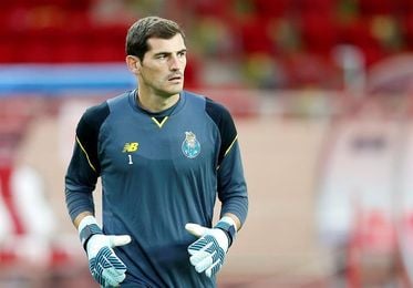 El entrenador del Oporto dice que sentó a Iker por entrenar con menor exigencia El entrenador del Oporto dice que sentó a Iker por entrenar con menor exigencia