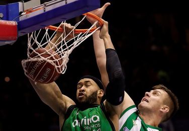 El Joventut busca su primer triunfo en el estreno de Maalik Wayns El Joventut busca su primer triunfo en el estreno de Maalik Wayns