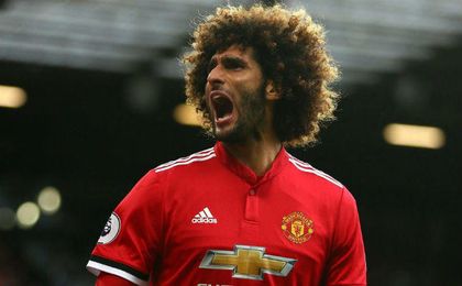 Fellaini pide 2,3 millones de indemnización por unas botas que le hacían daño Fellaini pide 2,3 millones de indemnización por unas botas que le hacían daño