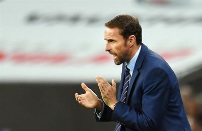 Sterling, Delph y Henderson, fuera de la convocatoria; Southgate llama a Cork Sterling, Delph y Henderson, fuera de la convocatoria; Southgate llama a Cork