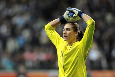 La guardameta de EEUU Hope Solo acusa a Joseph Blatter de abuso sexual La guardameta de EEUU Hope Solo acusa a Joseph Blatter de abuso sexual