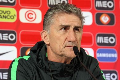 Arabia Saudí pone fin al contrato del seleccionador argentino Edgardo Bauza Arabia Saudí pone fin al contrato del seleccionador argentino Edgardo Bauza