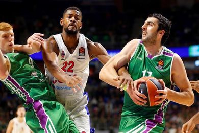 80-89. El Unicaja claudica ante el CSKA en un partido de infarto 80-89. El Unicaja claudica ante el CSKA en un partido de infarto