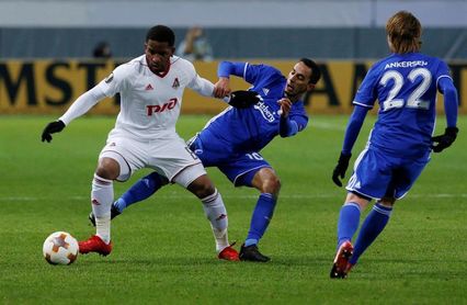 Farfán, de retiro árabe a estrella de la liga rusa Farfán, de retiro árabe a estrella de la liga rusa