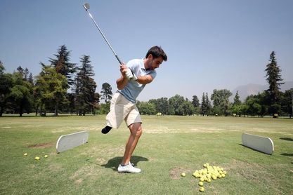 Juan Postigo, el primer golfista amputado sin prótesis que llega a la elite Juan Postigo, el primer golfista amputado sin prótesis que llega a la elite