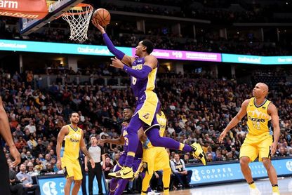 99-110. Ante los Hornets, Clarkson lidera el ataque y los Lakers se afianzan sublíderes 99-110. Ante los Hornets, Clarkson lidera el ataque y los Lakers se afianzan sublíderes