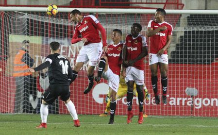2-1. El Nàstic huye de la zona de descenso y hunde un poco más al Sevilla 2-1. El Nàstic huye de la zona de descenso y hunde un poco más al Sevilla