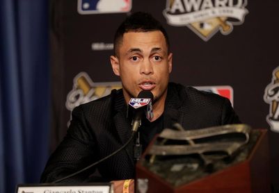 Los Yanquis hacen oficial la llegada de Giancarlo Stanton traspasado por Marlins Los Yanquis hacen oficial la llegada de Giancarlo Stanton traspasado por Marlins