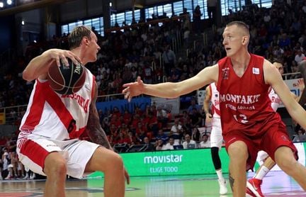 El letón Smits llegó a 100 partidos en la ACB y espera que sean "muchos más" El letón Smits llegó a 100 partidos en la ACB y espera que sean "muchos más"