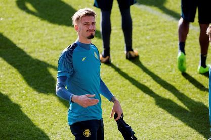 Castillejo: "La idea es ganar los dos partidos que quedan hasta Navidad" Castillejo: "La idea es ganar los dos partidos que quedan hasta Navidad"