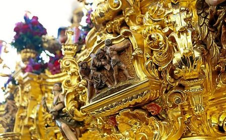 Detalles de la canastilla del paso de Nuestro Padre Jesús de Las Penas, de la Hermandad de la Estrella. Detalles de la canastilla del paso de Nuestro Padre Jesús de Las Penas, de la Hermandad de la Estrella.