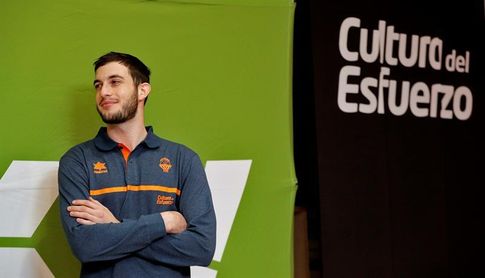 Sergi García: "Sé en el momento en que llego, me piden defensa y energía" Sergi García: "Sé en el momento en que llego, me piden defensa y energía"