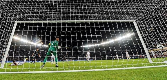 EL VAR anuló un tanto a Casemiro y provoca quejas por el tiempo perdido EL VAR anuló un tanto a Casemiro y provoca quejas por el tiempo perdido