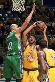 93-84. Unicaja vuelve a ganar después de cinco derrotas consecutivas 93-84. Unicaja vuelve a ganar después de cinco derrotas consecutivas
