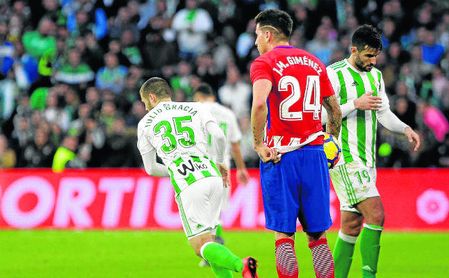 Tras su debut el pasado fin de semana, la cláusula de Julio Gracia ha subido a ocho millones. Tras su debut el pasado fin de semana, la cláusula de Julio Gracia ha subido a ocho millones.