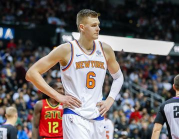 104-111. Lee lidera a los Knicks al triunfo a pesar de la lesión de Porzingis 104-111. Lee lidera a los Knicks al triunfo a pesar de la lesión de Porzingis