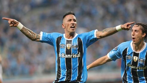 El paraguayo Lucas Barrios deja el Gremio tras la final del Mundial de Clubes El paraguayo Lucas Barrios deja el Gremio tras la final del Mundial de Clubes