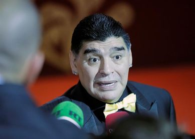 Maradona, invitado a un partido benéfico que contará con Lula y Chico Buarque Maradona, invitado a un partido benéfico que contará con Lula y Chico Buarque