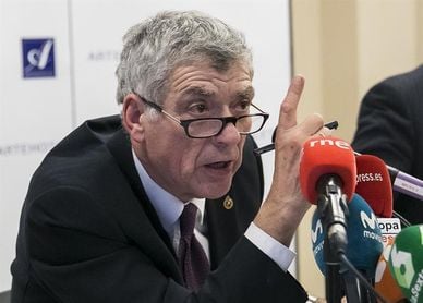 La Comisión Electoral rechaza la petición de Villar para suspender la moción de censura La Comisión Electoral rechaza la petición de Villar para suspender la moción de censura