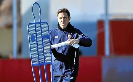 El Sevilla destituye a Berizzo y negocia con el nuevo entrenador El Sevilla destituye a Berizzo y negocia con el nuevo entrenador