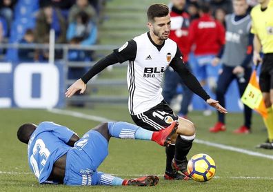 Gayà entra finalmente en la lista del Valencia Gayà entra finalmente en la lista del Valencia