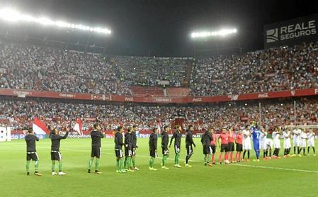 Imagen del derbi del Sánchez-Pizjuán la pasada temporada. Imagen del derbi del Sánchez-Pizjuán la pasada temporada.