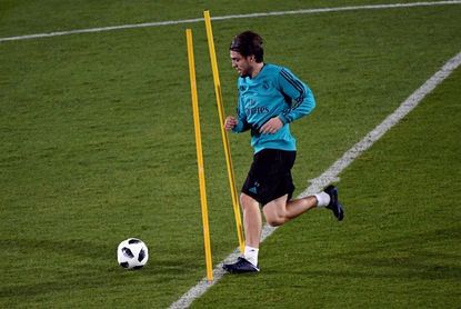Kovacic por Isco en el Real Madrid; el Barcelona, con el once esperado Kovacic por Isco en el Real Madrid; el Barcelona, con el once esperado
