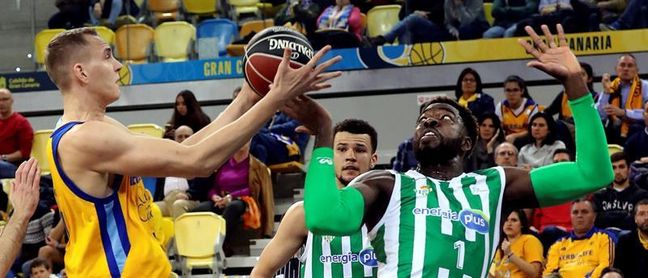83-90. Herbalife cae por vez primera en casa ante un Betis liderado por Kelly 83-90. Herbalife cae por vez primera en casa ante un Betis liderado por Kelly