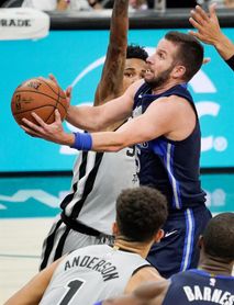 98-93. Barea y los Mavericks detienen la marcha triunfal de los Raptors 98-93. Barea y los Mavericks detienen la marcha triunfal de los Raptors