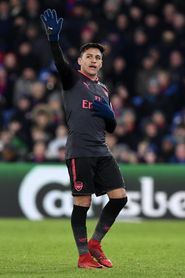 2-3: Doblete de Alexis da el triunfo al Arsenal,sexto e igualado al Tottenham 2-3: Doblete de Alexis da el triunfo al Arsenal,sexto e igualado al Tottenham