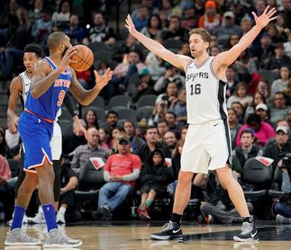 119-107. Aldridge y Gasol, con un doble-doble, mantienen ganadores a los Spurs 119-107. Aldridge y Gasol, con un doble-doble, mantienen ganadores a los Spurs