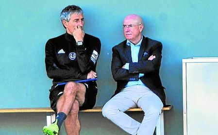 El Betis, pendiente de tres jugadores que acaban contrato El Betis, pendiente de tres jugadores que acaban contrato