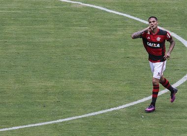 Flamengo suspende el contrato de Guerrero hasta recuperar la condición para jugar Flamengo suspende el contrato de Guerrero hasta recuperar la condición para jugar