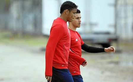 La lesión de Corchia permite a Navas jugar de inicio. La lesión de Corchia permite a Navas jugar de inicio.