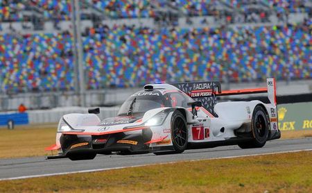 Castroneves, Montoya, Fittipaldi y Nasr dominan en las primeras 11 horas Castroneves, Montoya, Fittipaldi y Nasr dominan en las primeras 11 horas