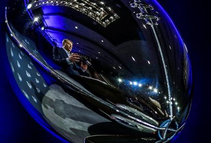 Goodell desoye las quejas de los jugadores y la NFL firma un contrato millonario con Fox Goodell desoye las quejas de los jugadores y la NFL firma un contrato millonario con Fox