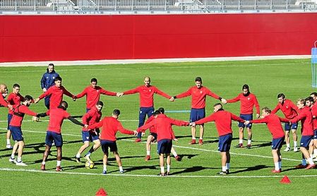Imagen de un entrenamiento del Sevilla. Imagen de un entrenamiento del Sevilla.