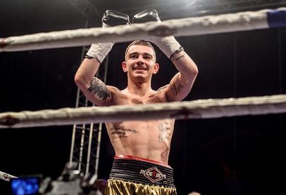 Suspendida la pelea de Jon Fernández en Nueva York por un herpes de su rival Suspendida la pelea de Jon Fernández en Nueva York por un herpes de su rival