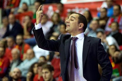 Durán: "Solo no puedo salvar al equipo; los jugadores deben dar un paso más" Durán: "Solo no puedo salvar al equipo; los jugadores deben dar un paso más"