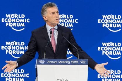 Macri y el seleccionador argentino Sampaoli se reúnen para hablar del Mundial Macri y el seleccionador argentino Sampaoli se reúnen para hablar del Mundial