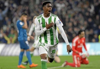 Junior celebra el segundo con ante el Real Madrid. Junior celebra el segundo con ante el Real Madrid.
