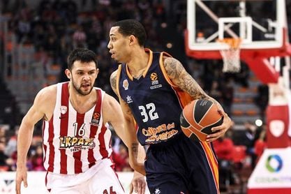 80-70. Valencia compite con Olympiacos pero no puede con Spanoulis 80-70. Valencia compite con Olympiacos pero no puede con Spanoulis
