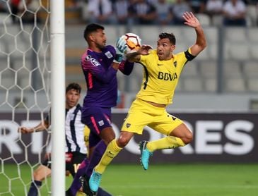 0-0. Los postes frustran el triunfo de Boca Juniors y salvan a Alianza Lima 0-0. Los postes frustran el triunfo de Boca Juniors y salvan a Alianza Lima