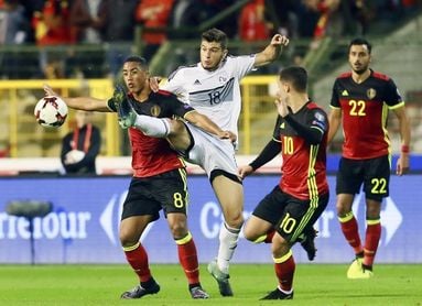 Tielemans: "Al máximo, Hazard y De Bruyne son tan buenos como Neymar" Tielemans: "Al máximo, Hazard y De Bruyne son tan buenos como Neymar"