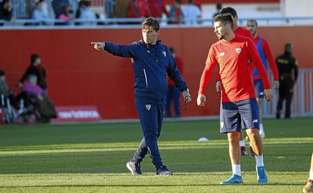 Montella prefiere a Nolito por dentro. Montella prefiere a Nolito por dentro.
