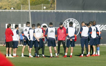 El Valencia podría tener una baja importante ante el Sevilla El Valencia podría tener una baja importante ante el Sevilla