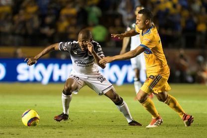 El francés Gignac anota e instala en el liderato al Tigres El francés Gignac anota e instala en el liderato al Tigres