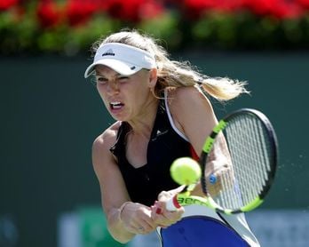 Wozniacki sufre ante Sasnovich para acceder a octavos de Indian Wells Wozniacki sufre ante Sasnovich para acceder a octavos de Indian Wells