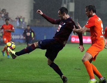 Jordán augura un "partido diferente al de la primera vuelta" ante el Levante Jordán augura un "partido diferente al de la primera vuelta" ante el Levante